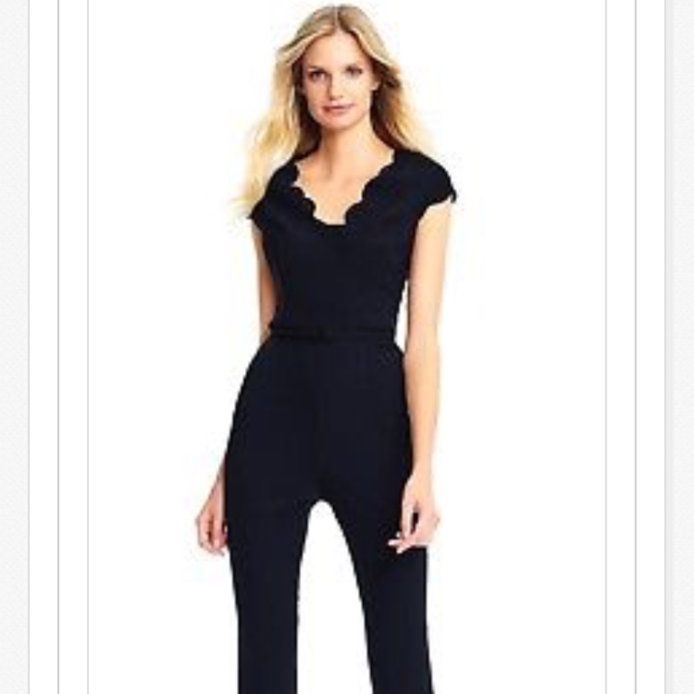 Adrianna Papell scallop neck black jumpsuit sz 12